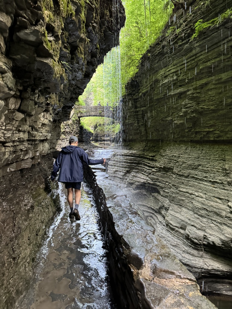 watkins glen gorge, state park - rainbow falls